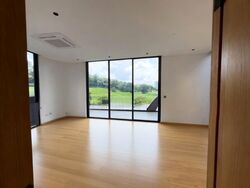 Elizabeth Drive (D23), Terrace #555697441